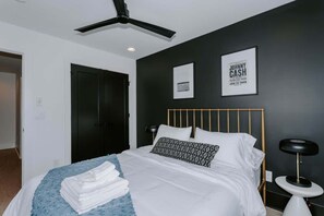 4 bedrooms, iron/ironing board, travel cot, free WiFi