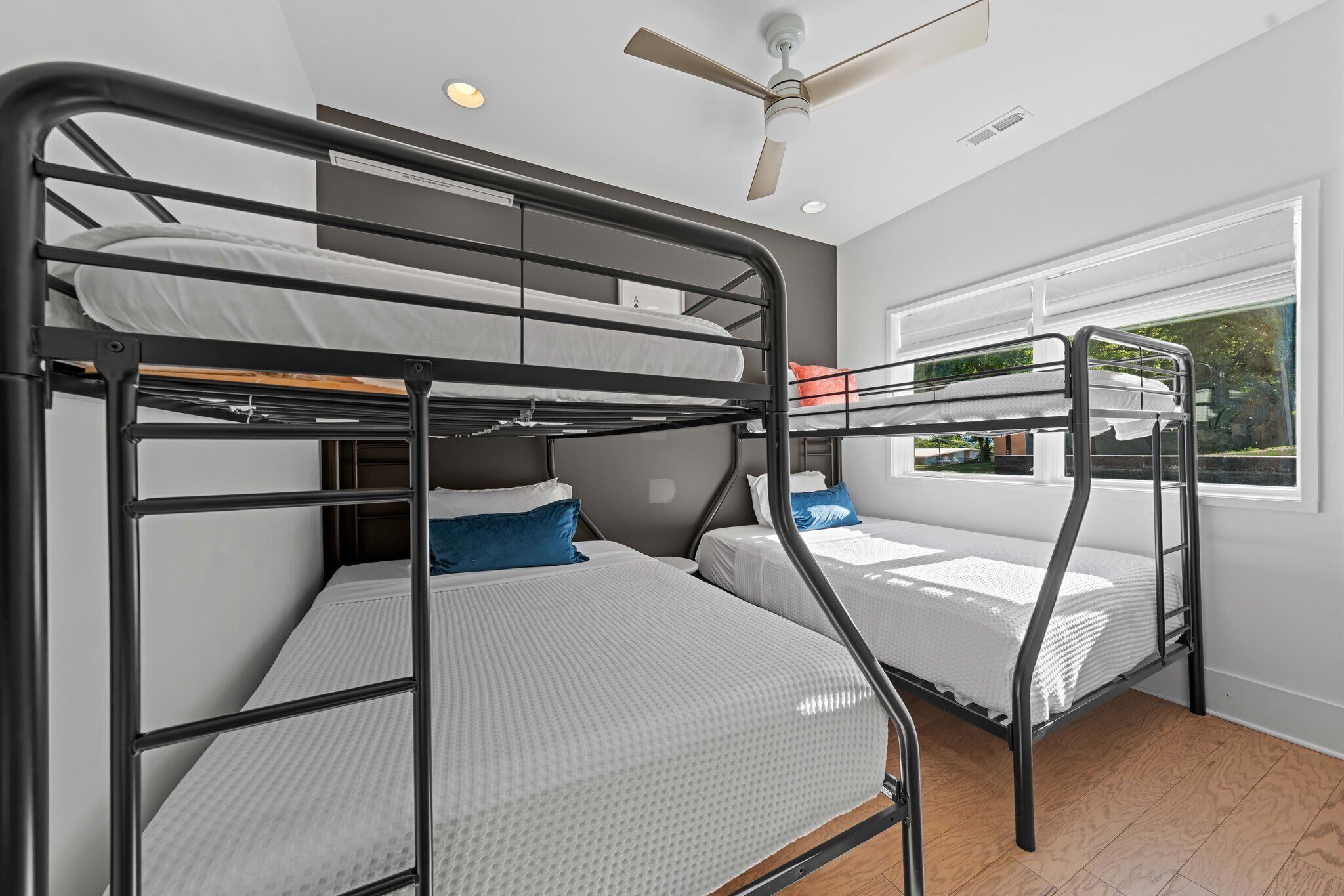 4 bedrooms, iron/ironing board, travel cot, free WiFi