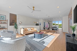 Smart TV, offices