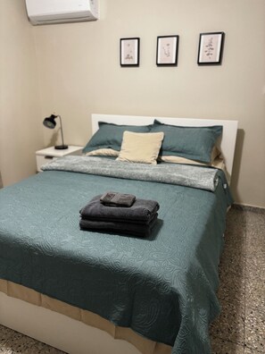 2 bedrooms, desk, iron/ironing board, free WiFi - Sunny Point House · Boquerón Beach Stay- Familiar-Sleeps 4. 2Bd-1b- Free Parking (Boqueron)