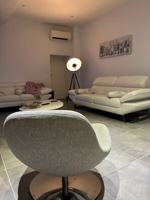 Interior - Town house near Pau (Boeil-Bezing)