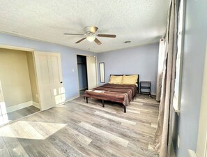 3 bedrooms, iron/ironing board, WiFi, bed sheets