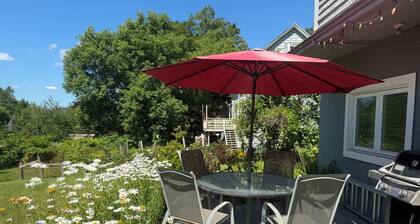 Charming, family-friendly 3-bedroom house in the smallest Capitol City.