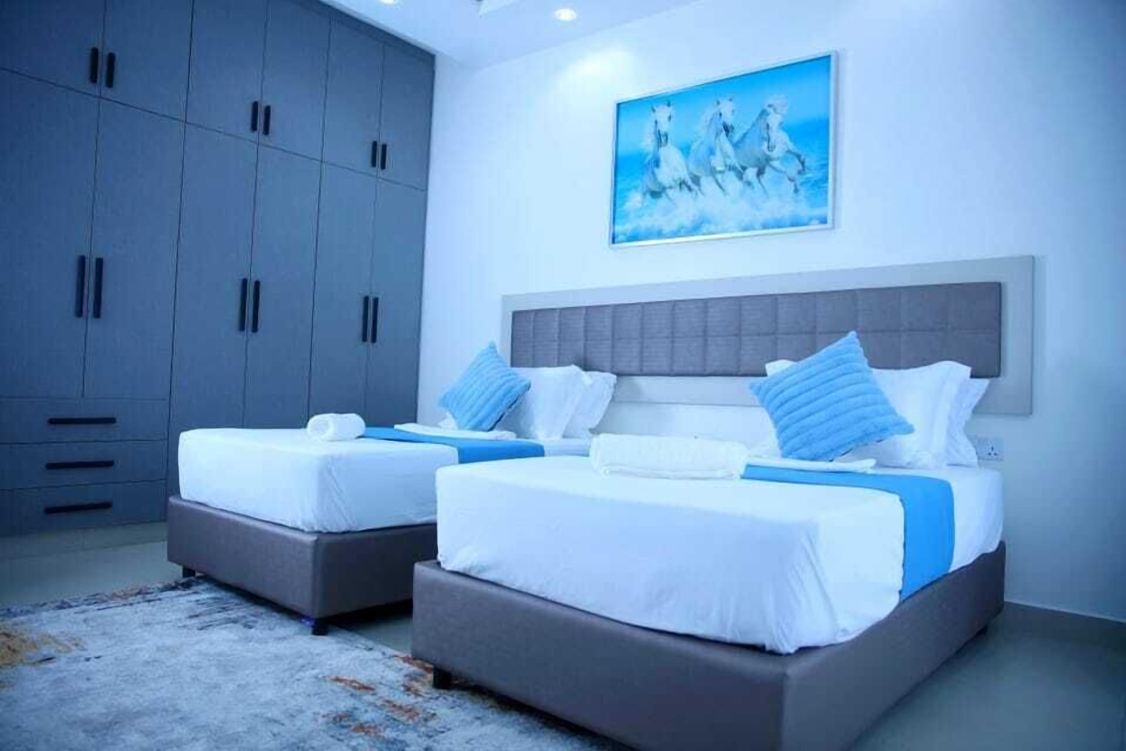 Desk, laptop workspace, free WiFi