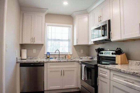 Microwave, dishwasher