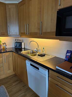 Microwave, oven, stovetop, dishwasher