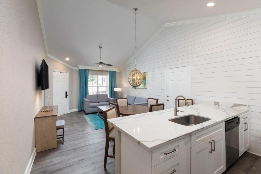 ラグジュアリー スタジオスイート | 内装