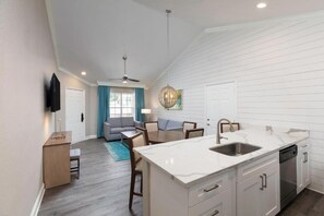 Luxury Studio Suite | Interior