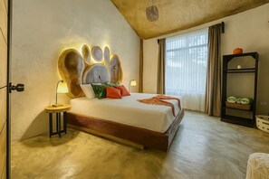 2 bedrooms, Internet, bed sheets - Ogre's Paradise FREE TOURS (Sloth tour and Horsebak riding) La Fortuna. (La Fortuna)