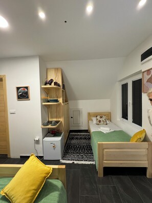1 bedroom, WiFi, bed sheets - Wolf apartment 1 (Štitarica)