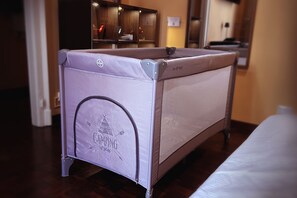 1 bedroom, desk, iron/ironing board, travel crib - Art & Luxury [AC-WiFi-C. Buenos Aires] (Milano)
