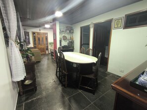 Dining - Beach retreat (São Sebastião)