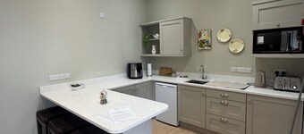 The Dorchester Apartment @ Milton on The Moyle