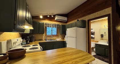 Powdery Peak Ski Chalet- Where Mountain Memories Begin