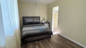 1 habitación, wifi gratis y ropa de cama