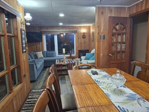 Dining - Double room in a family home (Dalcahue)