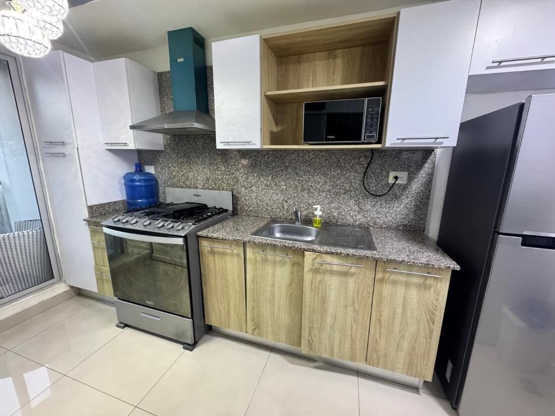 Apartment, 2 Bedrooms, Accessible, Smoking | Interior