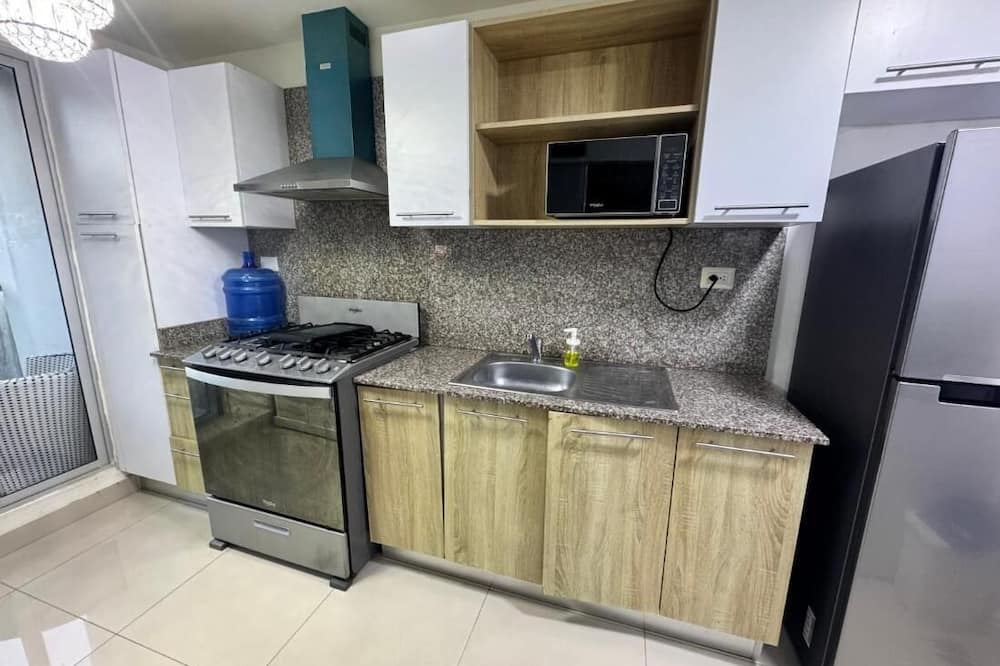 Lovely Boca Chica Apartment With Pool w Fitness 4 min Walk to Beach
