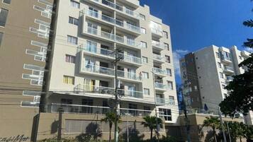 Apartment, 2 Bedrooms, Accessible, Smoking | Exterior