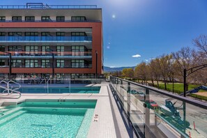 Piscine extérieure