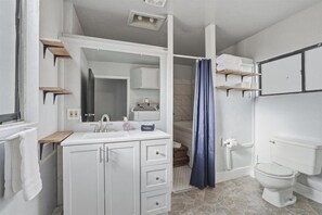 Uklassifisert bilde, 4 av 14, knapp