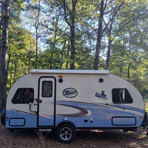 Luxury Retreat RV with AC&Heat