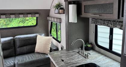 Luxury Retreat RV with AC&Heat