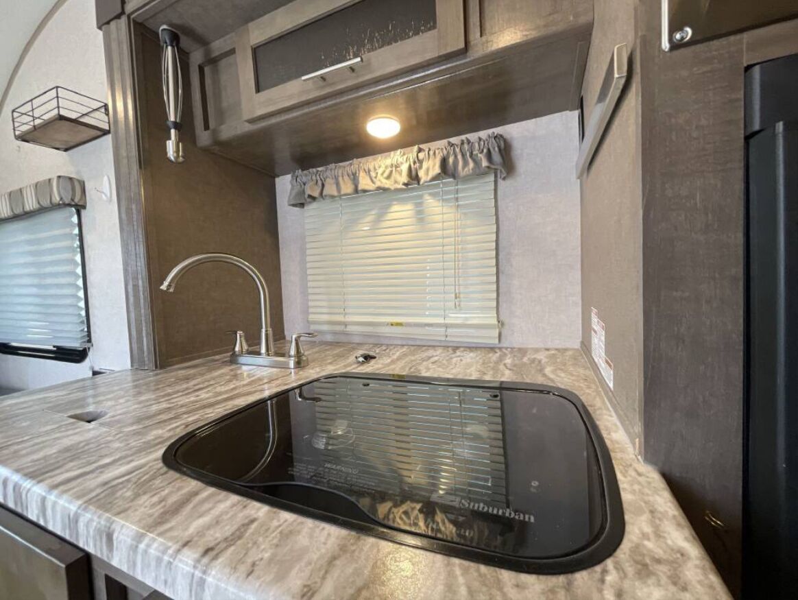 Suihku, pyyhkeet, saippua, vessapaperi