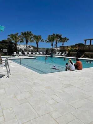 Pool - July 9 - 14 Now Open! Gulf View* Tram Included* Beach/Pool Access*New Bathrooms! (Miramar Beach)