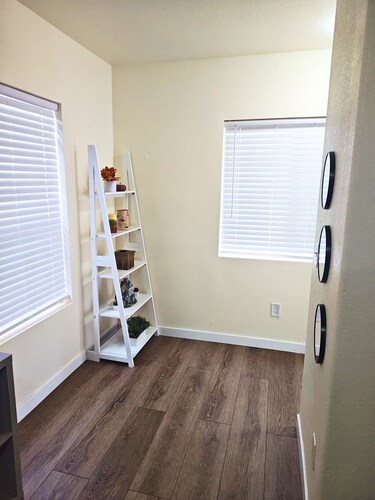 Cozy studio in enjoyable Colorado Springs with AC