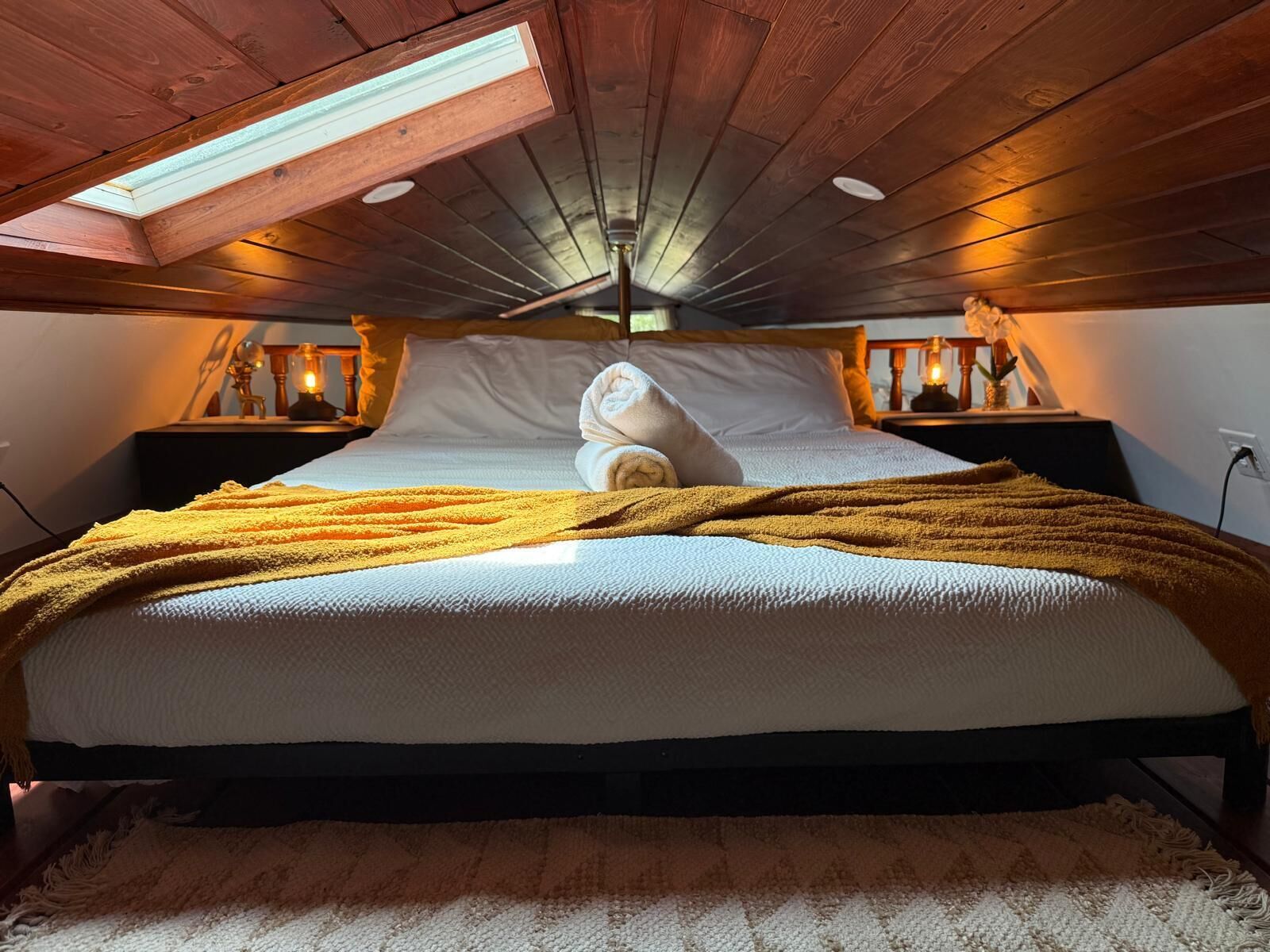 2 quartos, escrivaninha, berço de viagem, Wi-Fi de cortesia