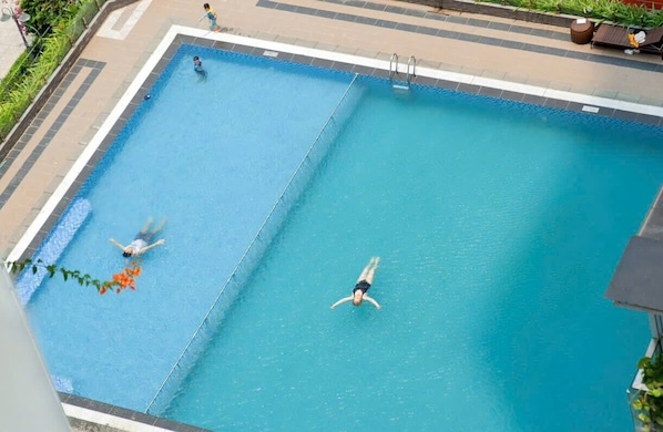 Seasonal outdoor pool - Monarchy Luxury Serviced Apartments (Son Tra)