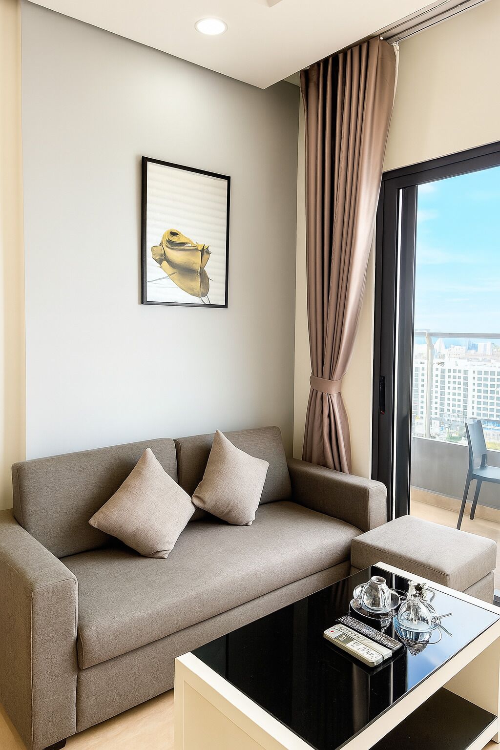 Family Apartment, 2 Bedrooms, Pool Access, Sea View | Living area | 43-inch Smart TV with cable channels