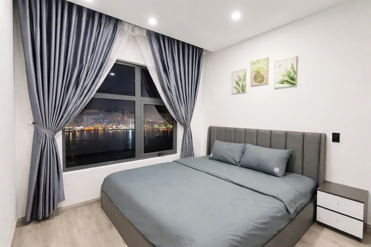 Departamento urbano, 2 habitaciones, balcón, vista al río | Sábanas de algodón egipcio, ropa de cama de alta calidad y edredón 