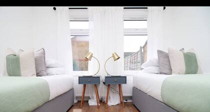 Best place to stay in Bristol