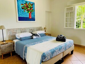 4 chambres, fer et planche à repasser, lit parapluie, Wi-Fi gratuit