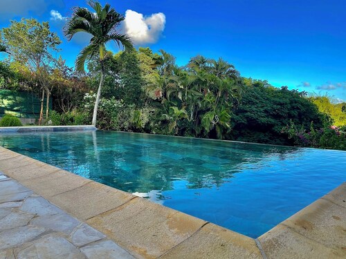 In the midst of the Green Butterfly, Maison La Samana offers comfort and tranquillity.