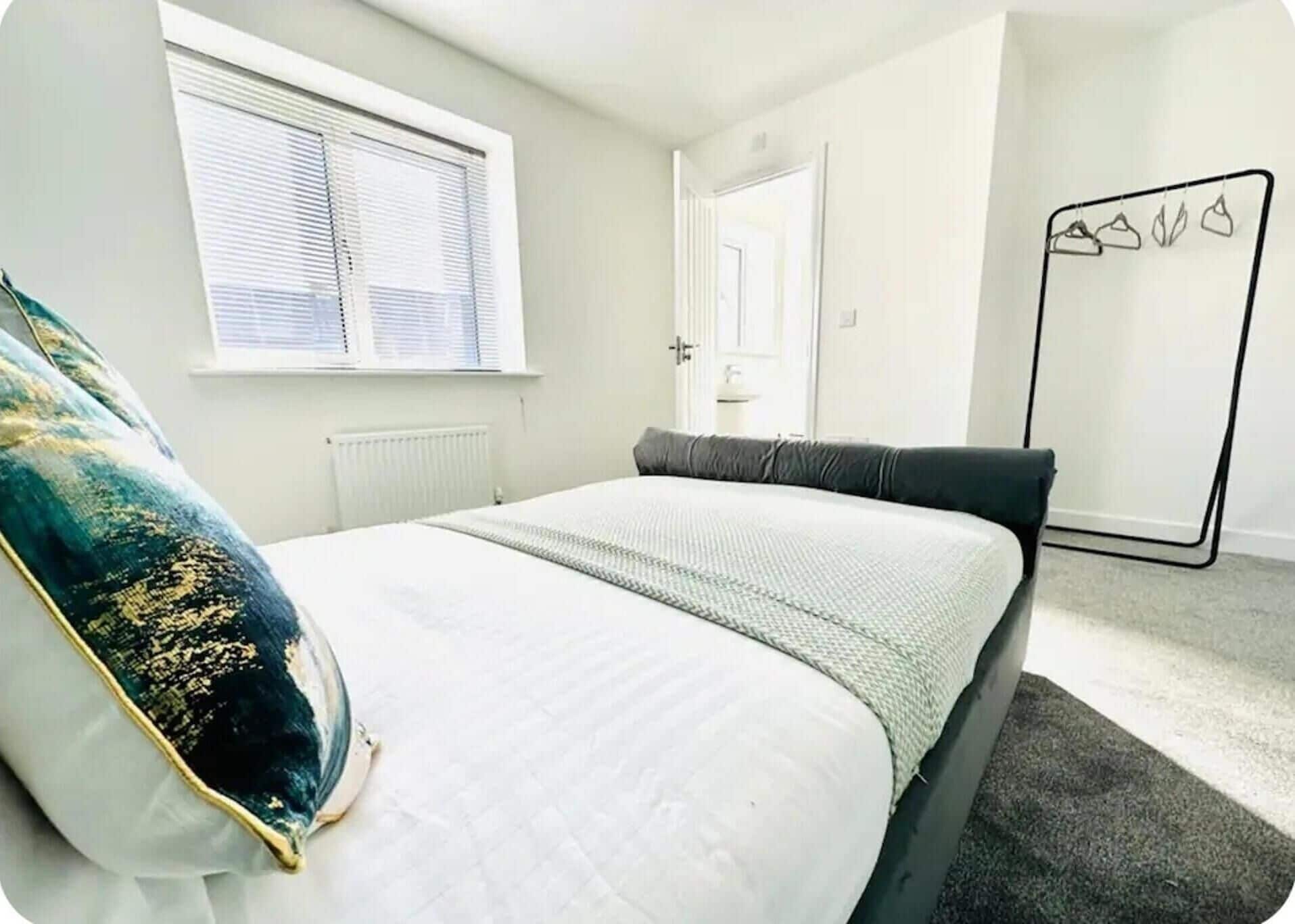 3 habitaciones, wifi gratis y ropa de cama 