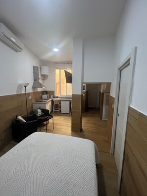 1 Schlafzimmer, Bügeleisen/Bügelbrett, Internetzugang, Bettwäsche