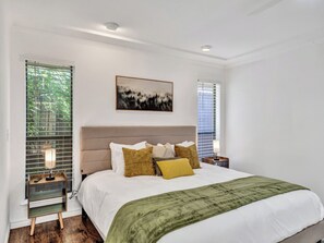 4 chambres, fer et planche à repasser, Wi-Fi gratuit, draps fournis