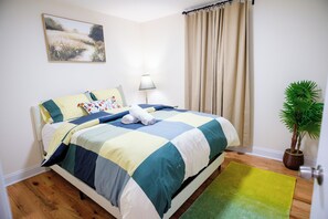 3 chambres, fer et planche à repasser, accès au Wi-Fi (inclus)