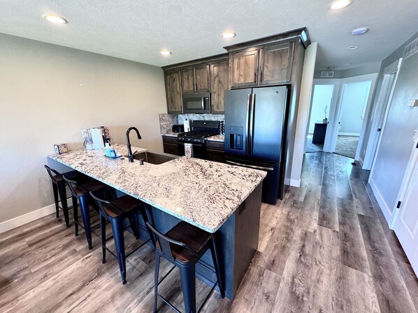 Microwave, oven, stovetop, dishwasher