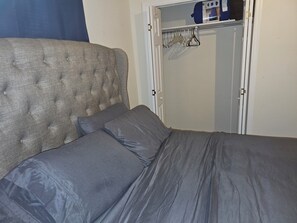 1 chambre, Wi-Fi gratuit, draps fournis