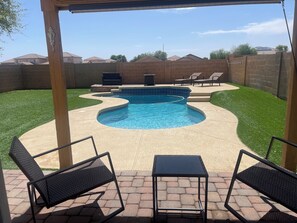 Outdoor pool - Desert Mirage- Pool oasis near Westgate fun (El Mirage)