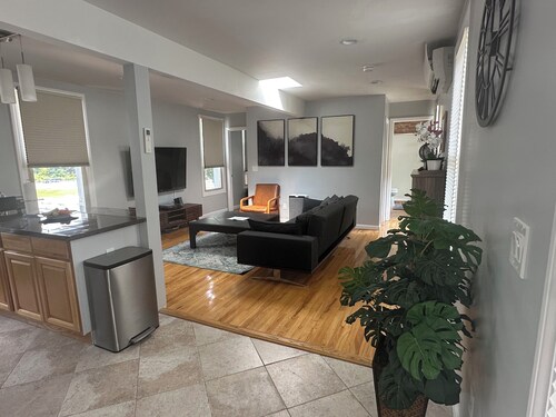 Palisade Suite -Cozy 1-bdr Dobbs Ferry-30 min from NYC- AC & Hudson River views