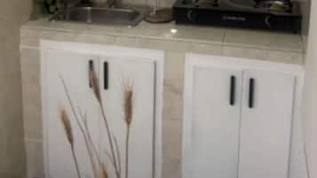 Apartment (#7) | Private kitchen | Stovetop, dishwasher, cookware/dishes/utensils