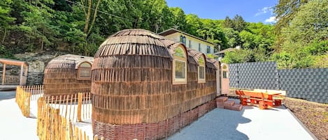 屋外ダイニングエリア