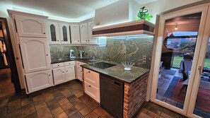 Dortoir Partagé, 1 chambre, patio, vue jardin | Intérieur