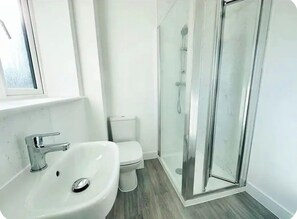 Shower, towels