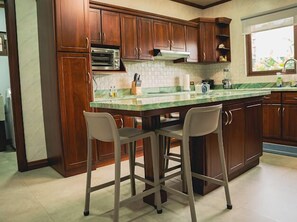 Microwave, oven, stovetop - Villa Famary (Provincia de Alajuela)